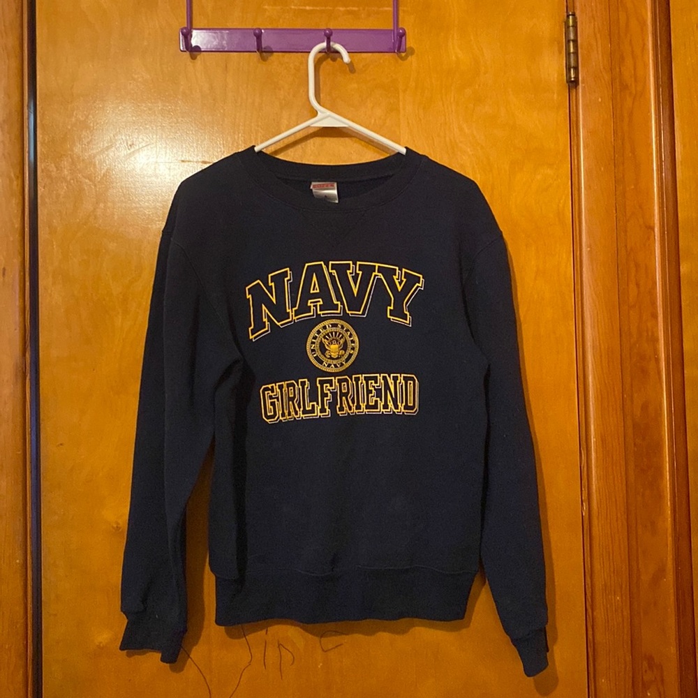 Navy girlfriend sweatshirt!